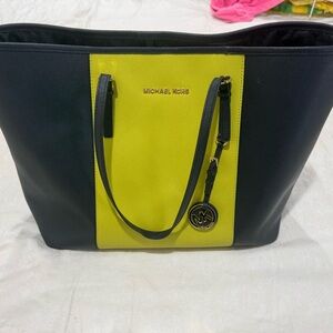 Michael Kors Black and Yellow-green Tote Bag purse